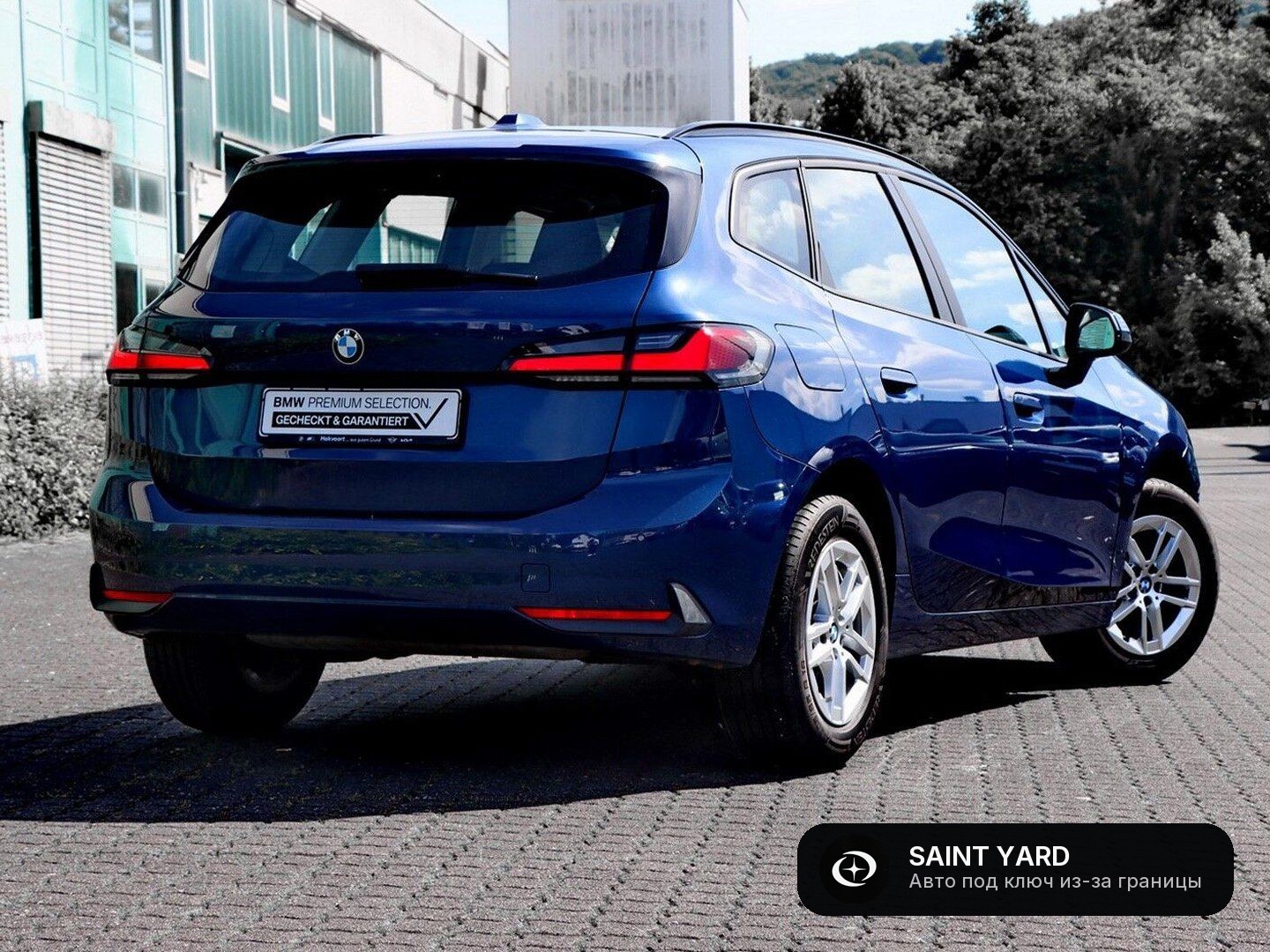 BMW 218i Active Tourer — фото 3