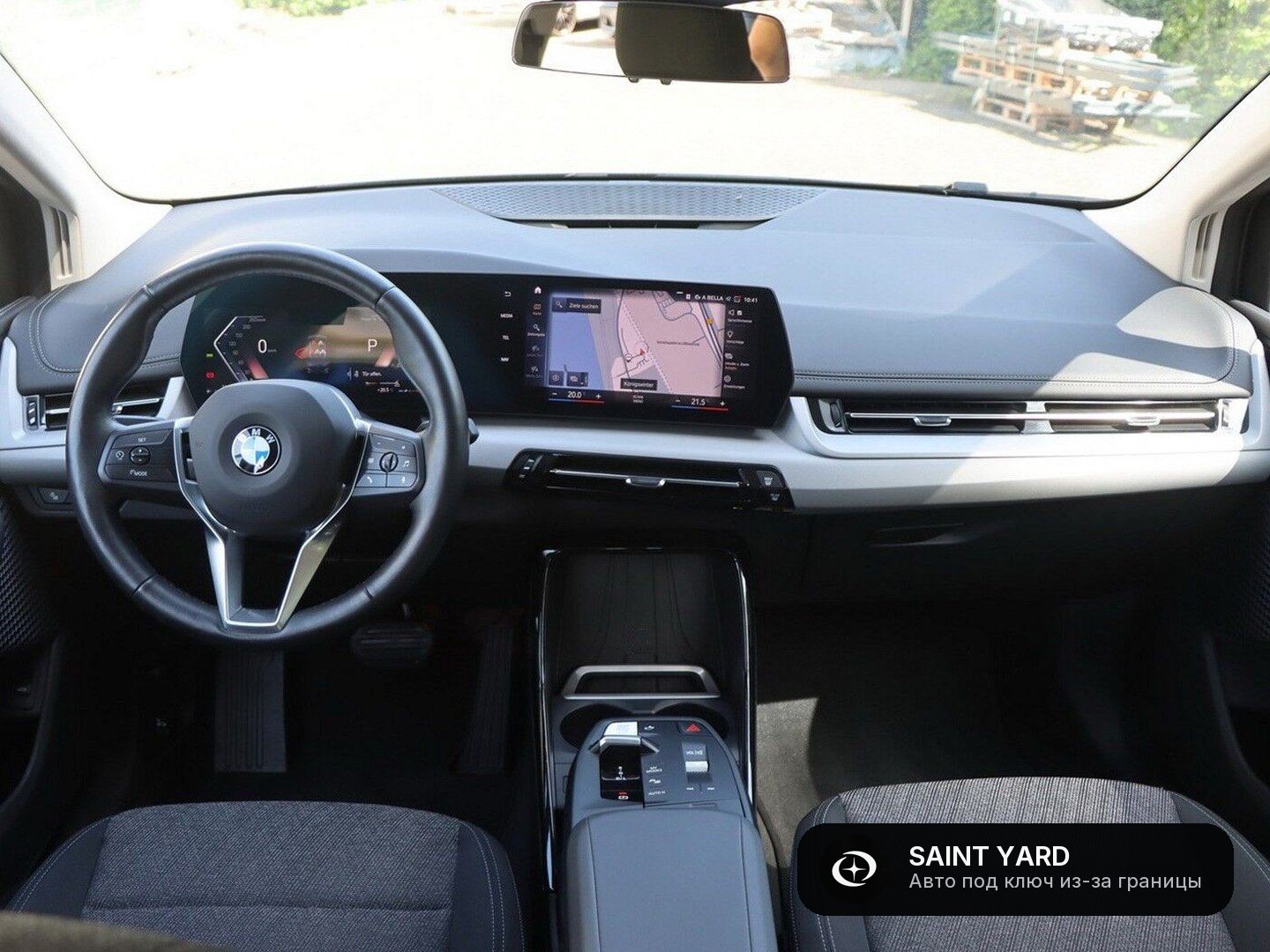 BMW 218i Active Tourer — фото 7