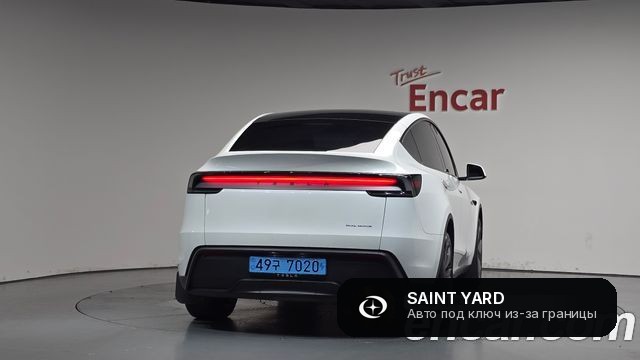 Tesla Model Y Long Range AWD — фото 3