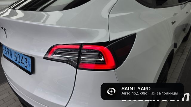 Tesla Model Y RWD — фото 8
