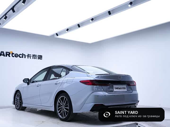 Toyota Camry 2.0HXS Plus — фото 11