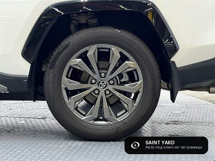 Toyota RAV4 2.0L CVT Plus — фото 9